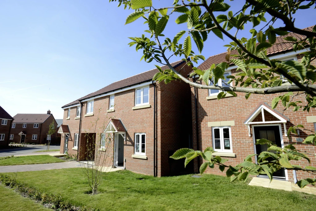MANTHORPE 030826(10)